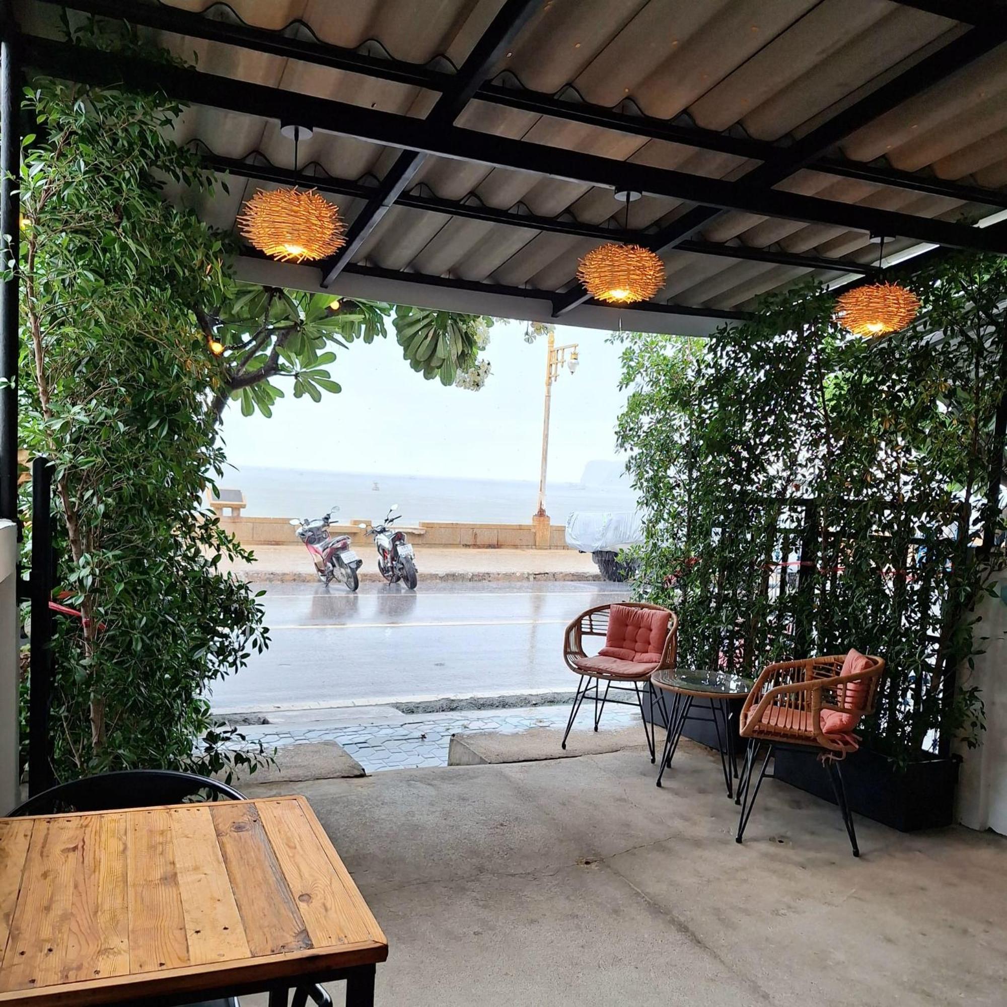פראצ'ואפ קירי קאן Jungle Cafe And Guesthouse מראה חיצוני תמונה